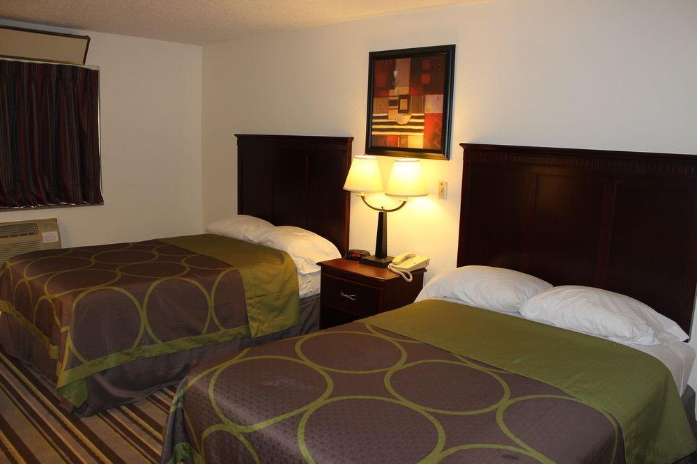 ซูเปอร์ 8 บาย วินด์แฮม ทัสคาลูซา Hotel ภายนอก รูปภาพ