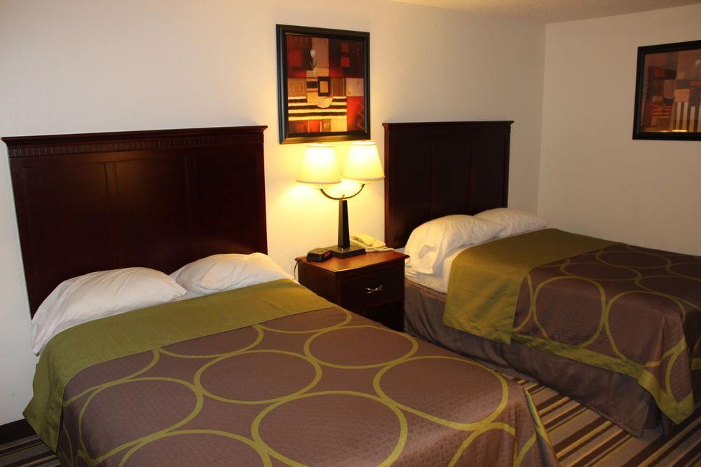 ซูเปอร์ 8 บาย วินด์แฮม ทัสคาลูซา Hotel ภายนอก รูปภาพ