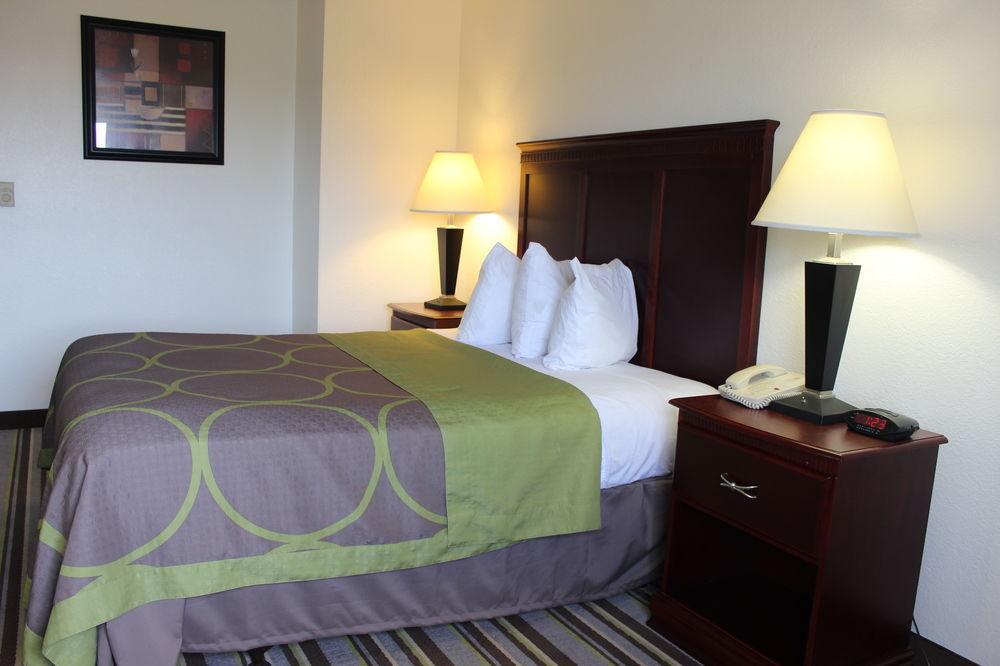 ซูเปอร์ 8 บาย วินด์แฮม ทัสคาลูซา Hotel ภายนอก รูปภาพ