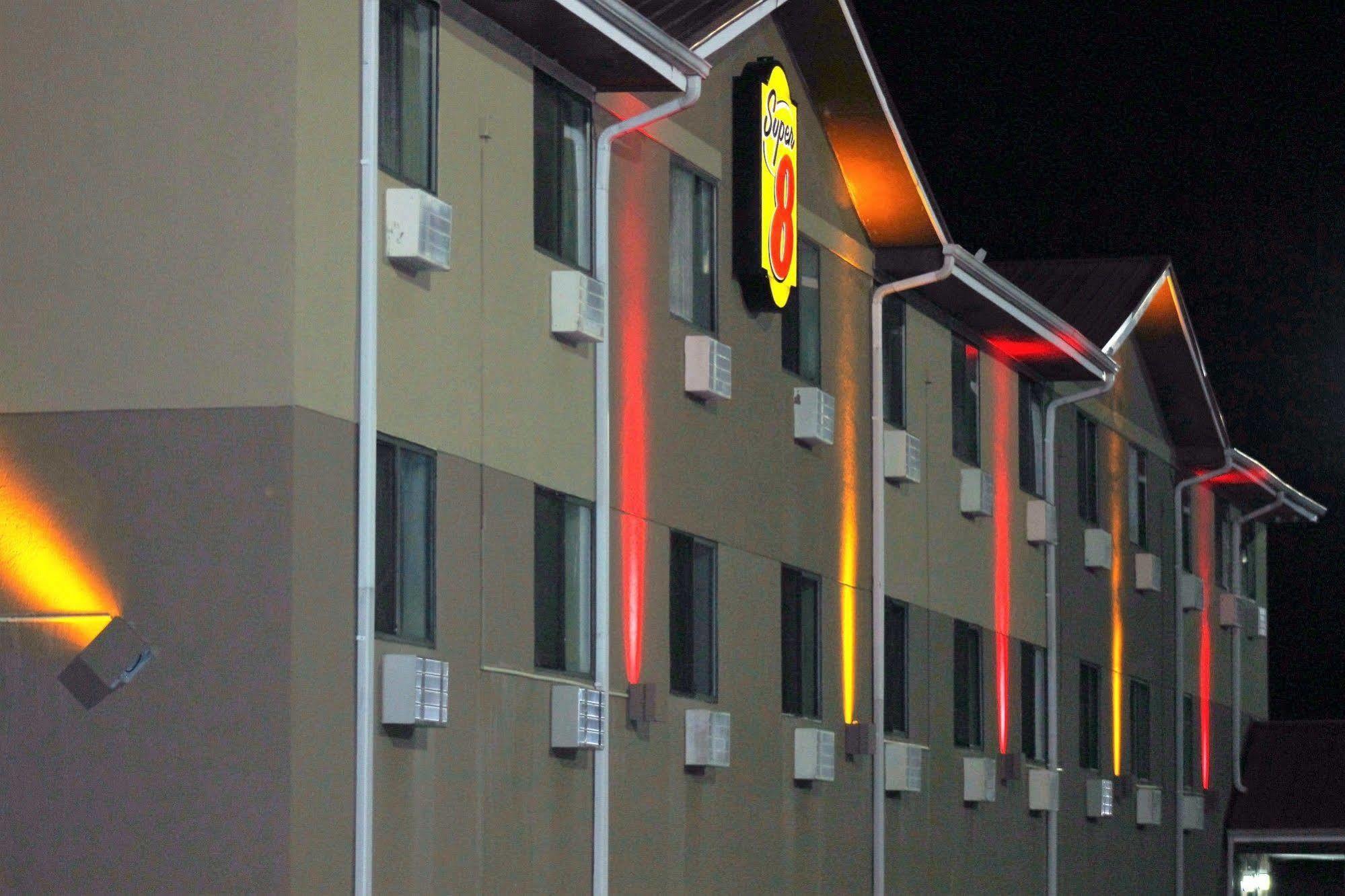 ซูเปอร์ 8 บาย วินด์แฮม ทัสคาลูซา Hotel ภายนอก รูปภาพ